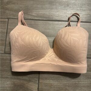 Soma Enbliss Wireless lace Lace Bra in nude size 32DDD
